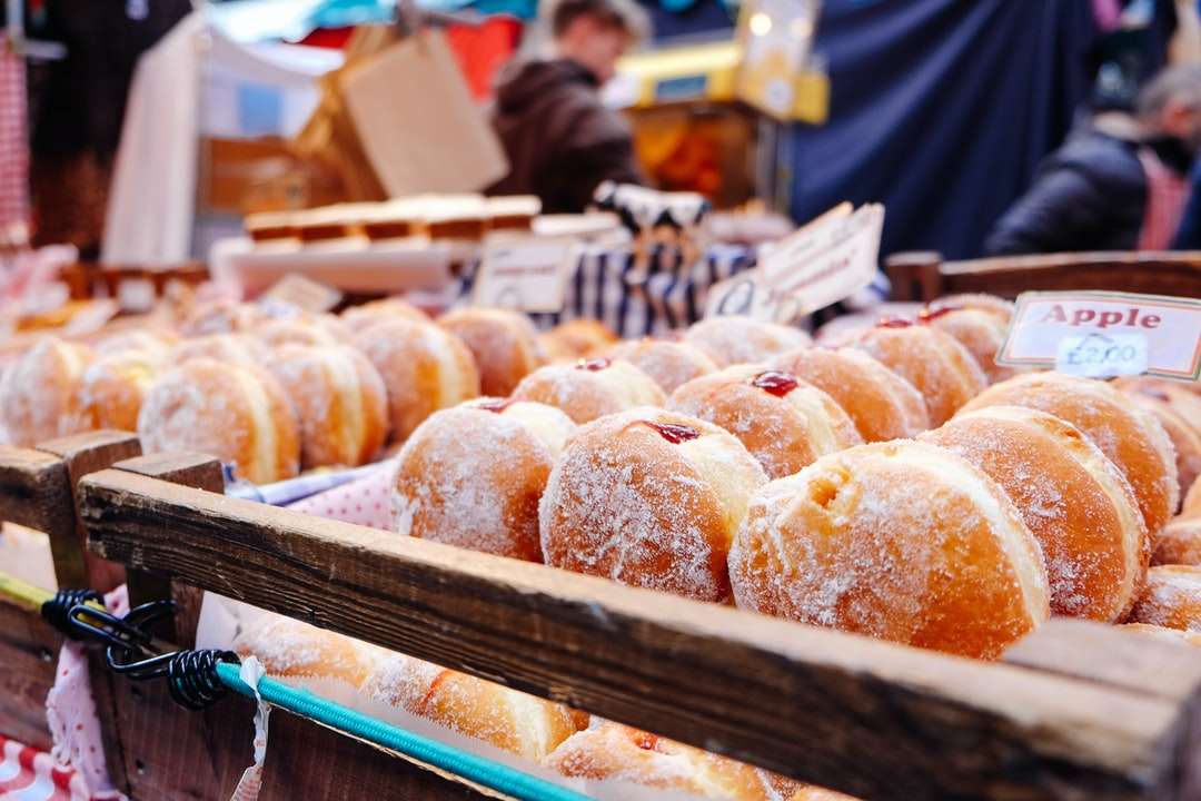 selectieve focusfotografie van donuts-display online puzzel