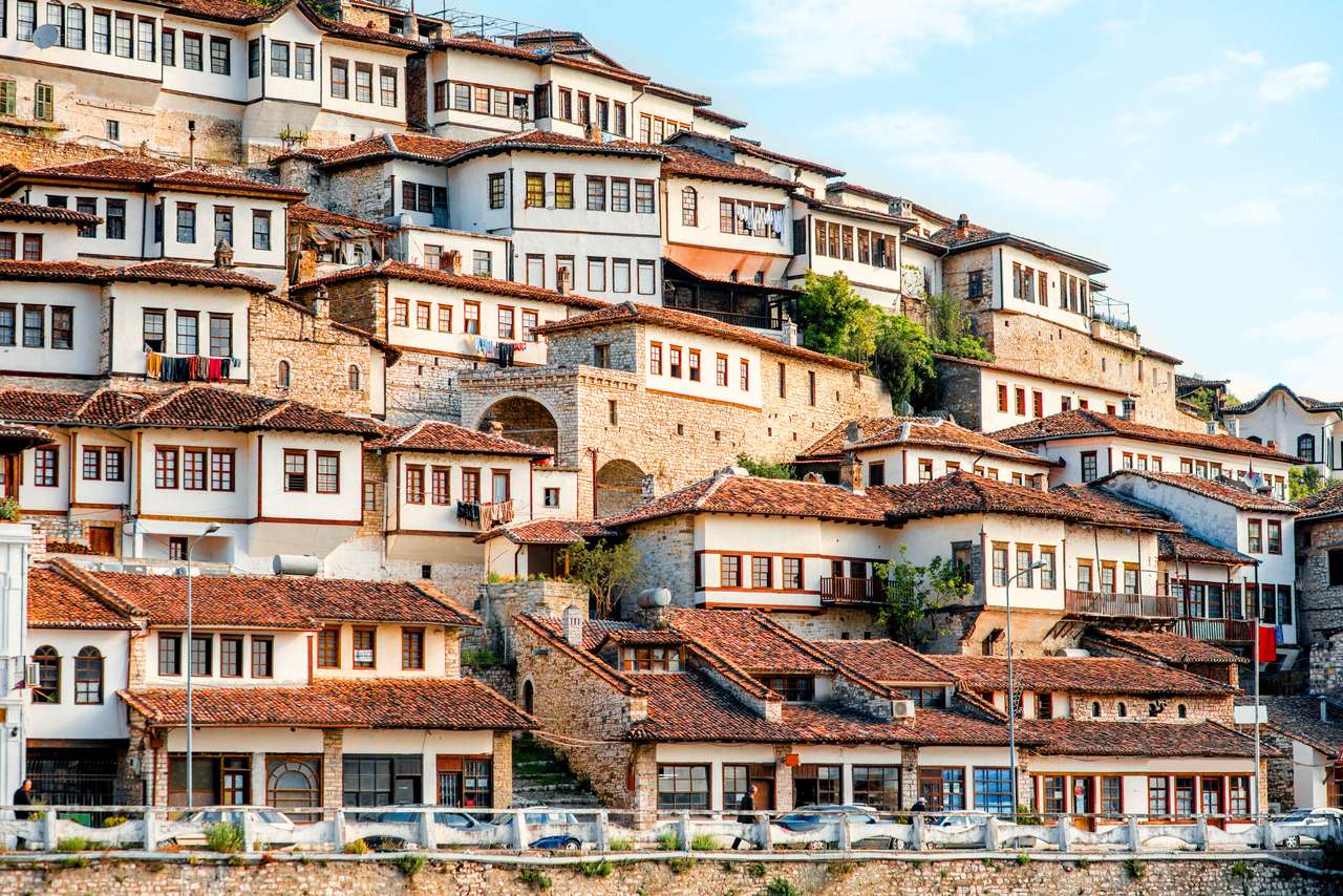 Исторический город Берат в Албании онлайн-пазл