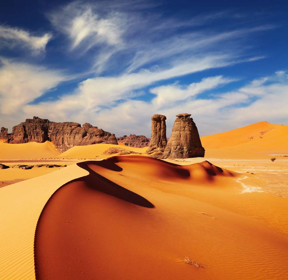 Písečné duny a skály, poušť Sahara, Alžírsko skládačky online
