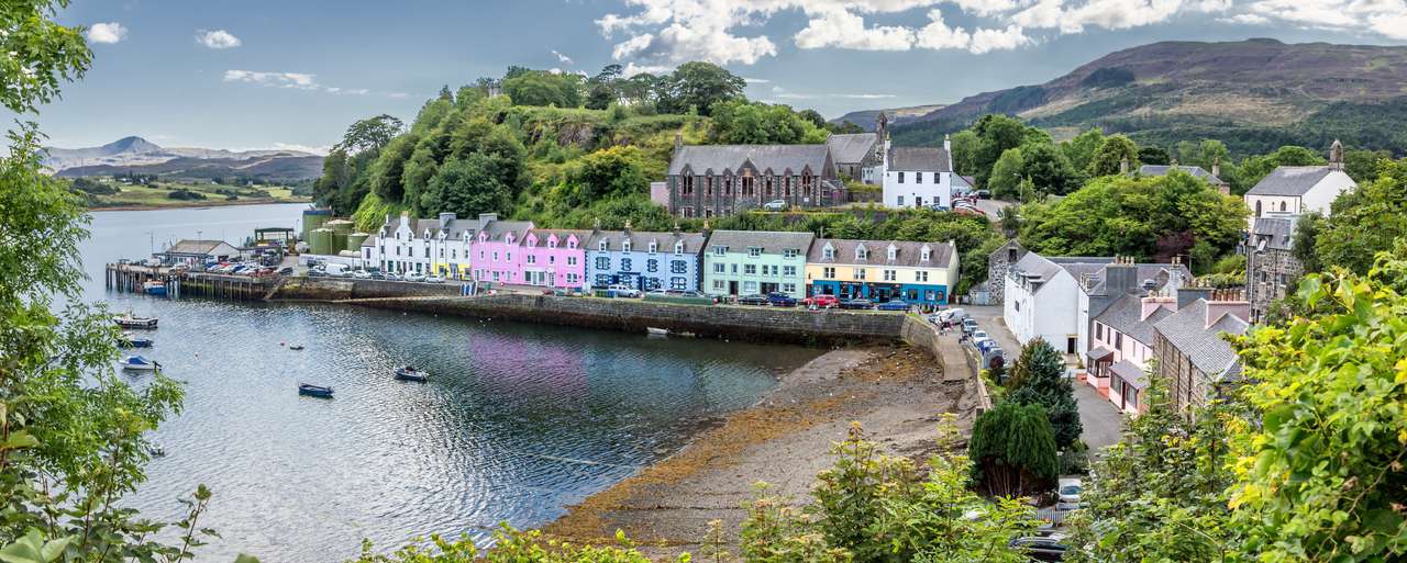 Hafen von Portree - Isle of Skye, Schottland Puzzlespiel online