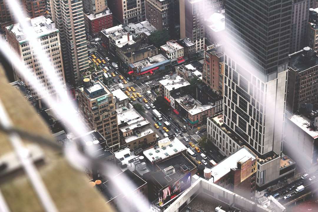 flygfotografering av stadsbilden vid dagtid pussel på nätet