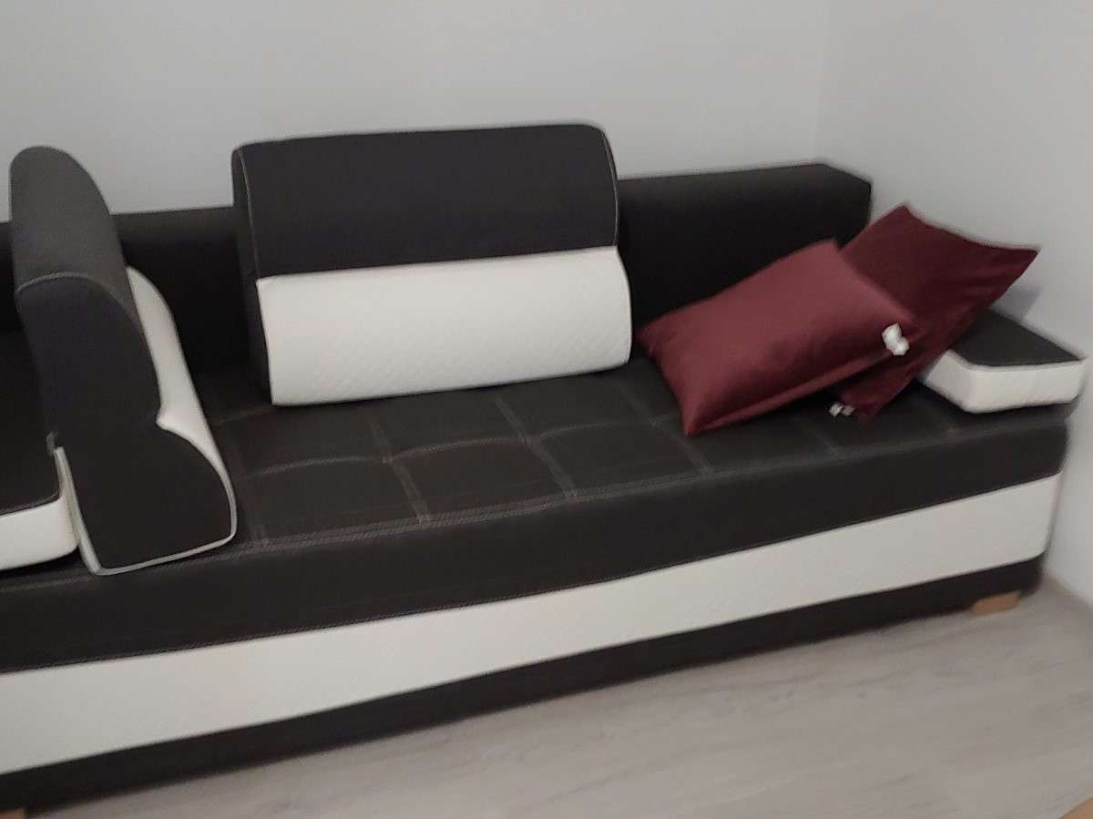 ανοιγμένος καναπές online παζλ