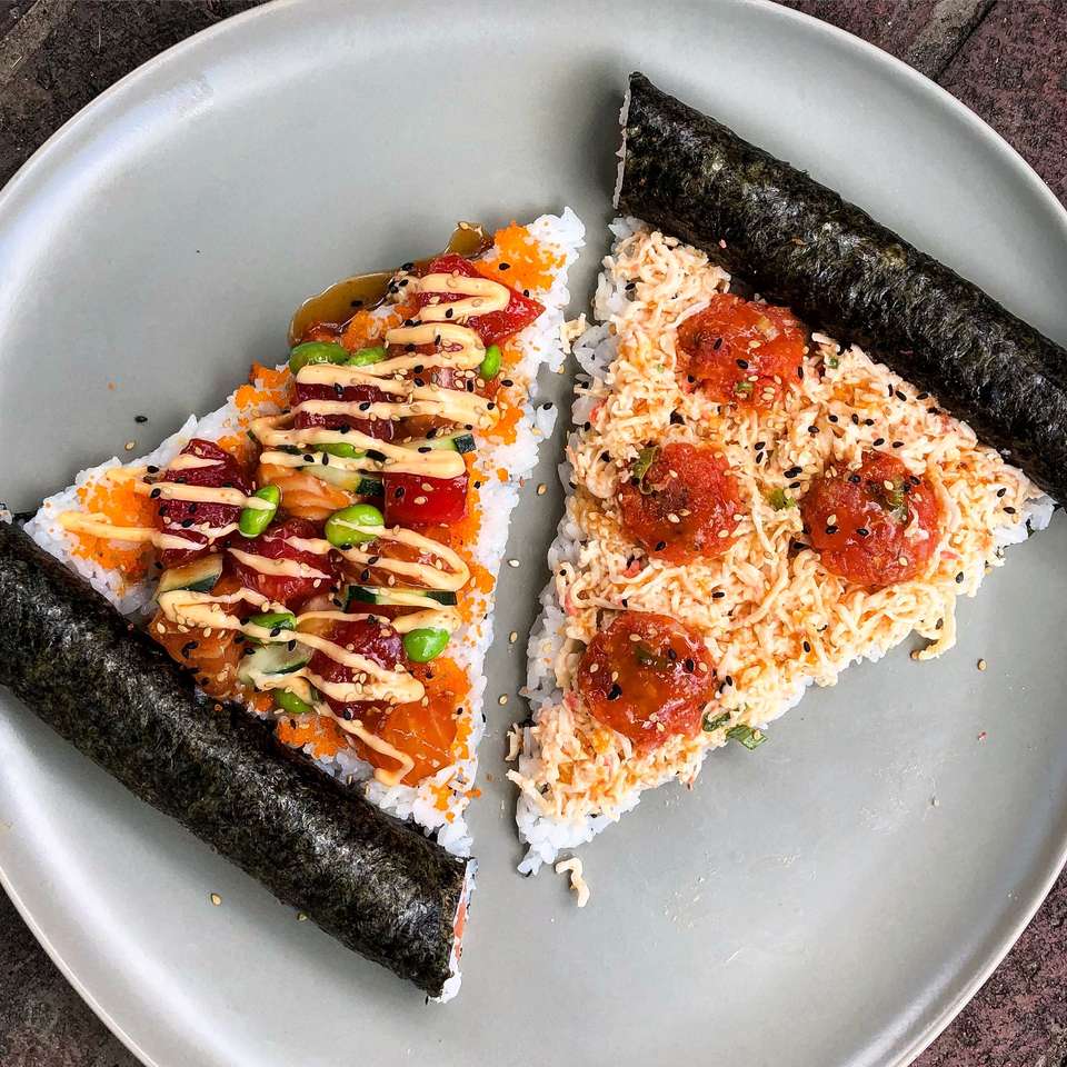 Sushi pizza kirakós online