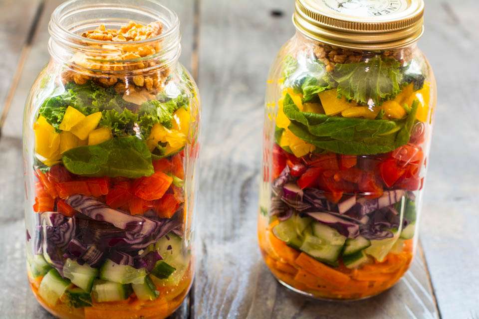 Saláta üvegekben online puzzle