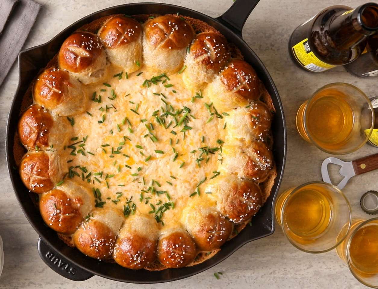 Τραβήξτε το τηγάνι με ψωμί και τυρί online παζλ
