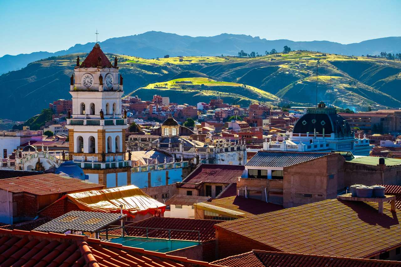Stad van Sucre op zonnige dag. Bolivia legpuzzel online