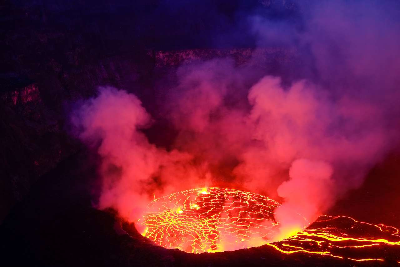 Lava and steam in crater of Nyiragongo volcano online puzzle