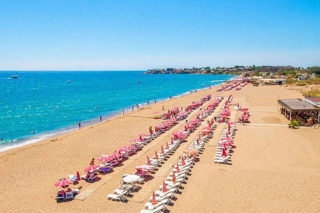 Playa en Turquía rompecabezas en línea