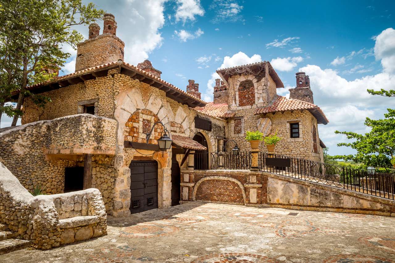 Altos de Chavon falu, La Romana, Dominikai Köztársaság online puzzle