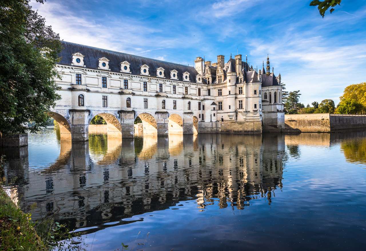 Chateau de Chenonceau στον ποταμό Cher online παζλ