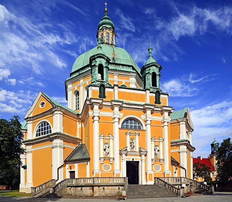 Kirche auf Święta Góra Online-Puzzle
