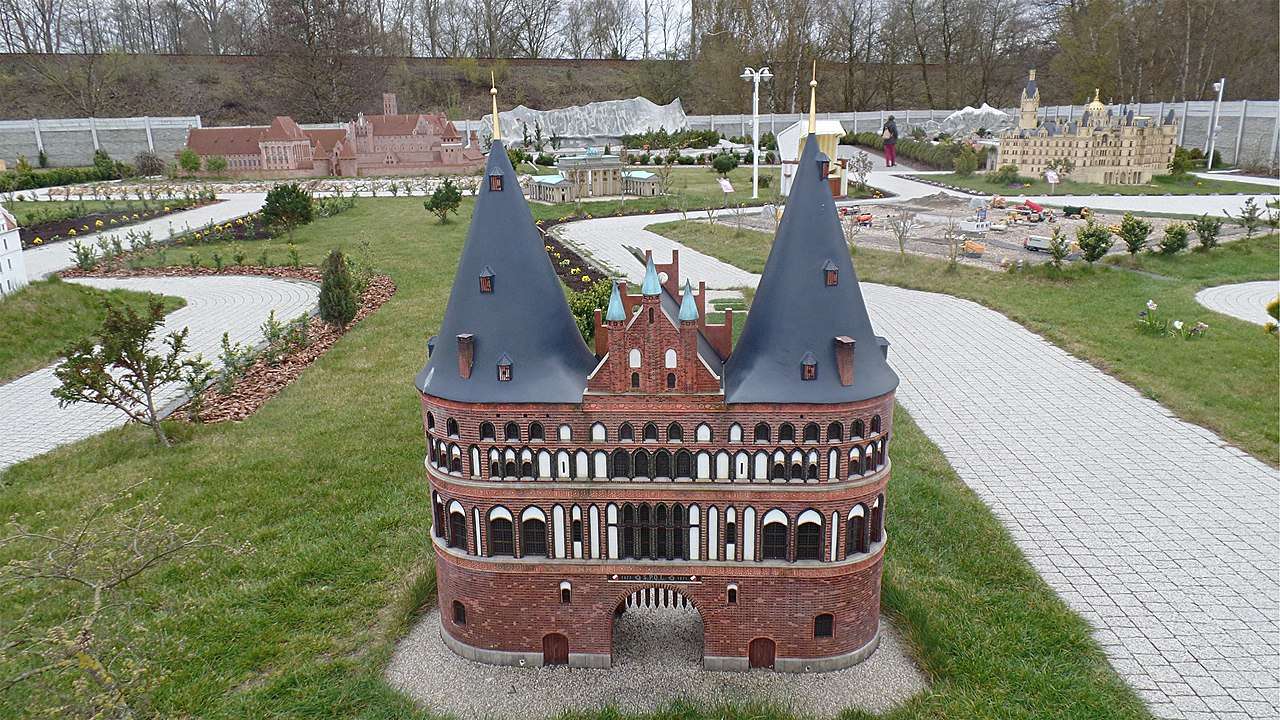 Балтийският парк с миниатюри в Międzyzdroje онлайн пъзел