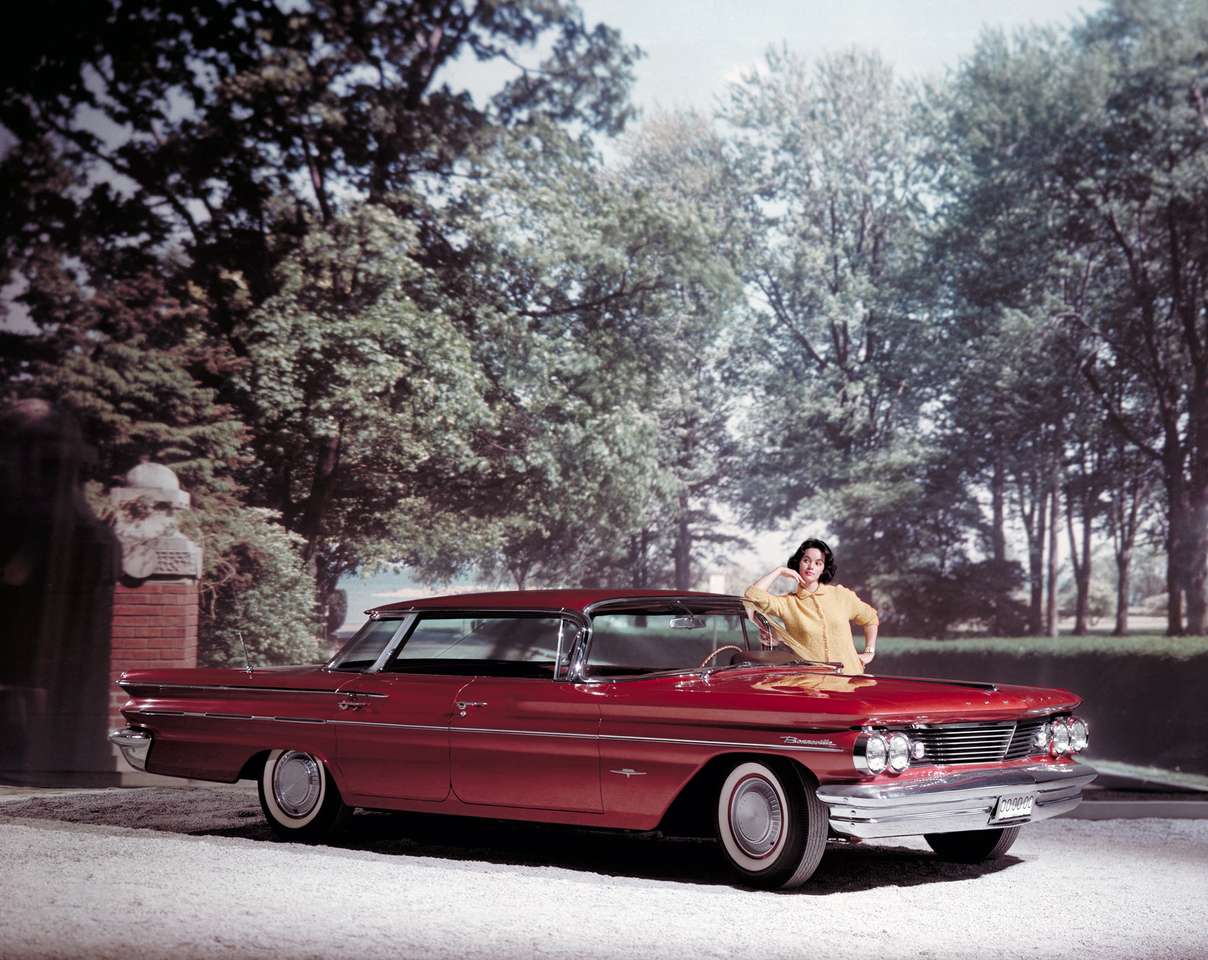 1960 Pontiac Bonneville Vista Pussel online
