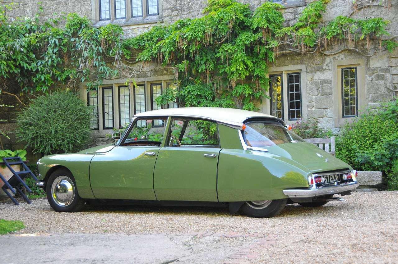 Citroën DS19 1961 года онлайн-пазл