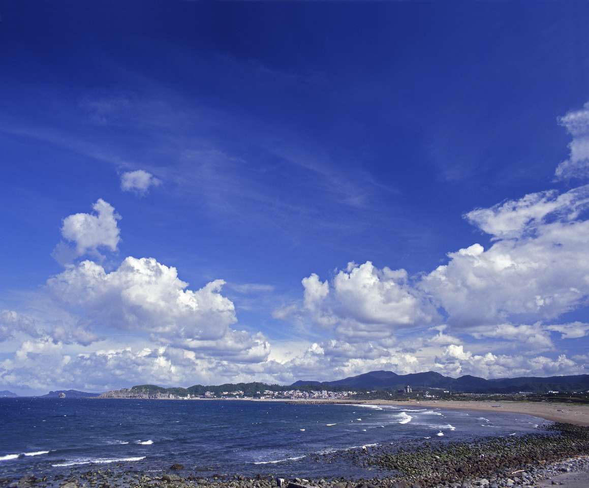 Új Tajpej Jinshan ugró sziklák Tajvan partjainál online puzzle