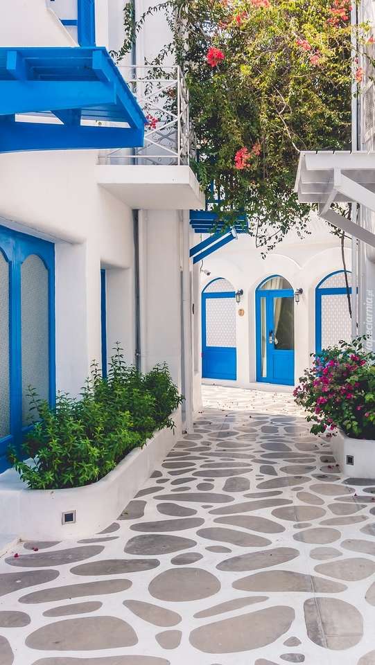 Hus på en gata i Santorini Pussel online