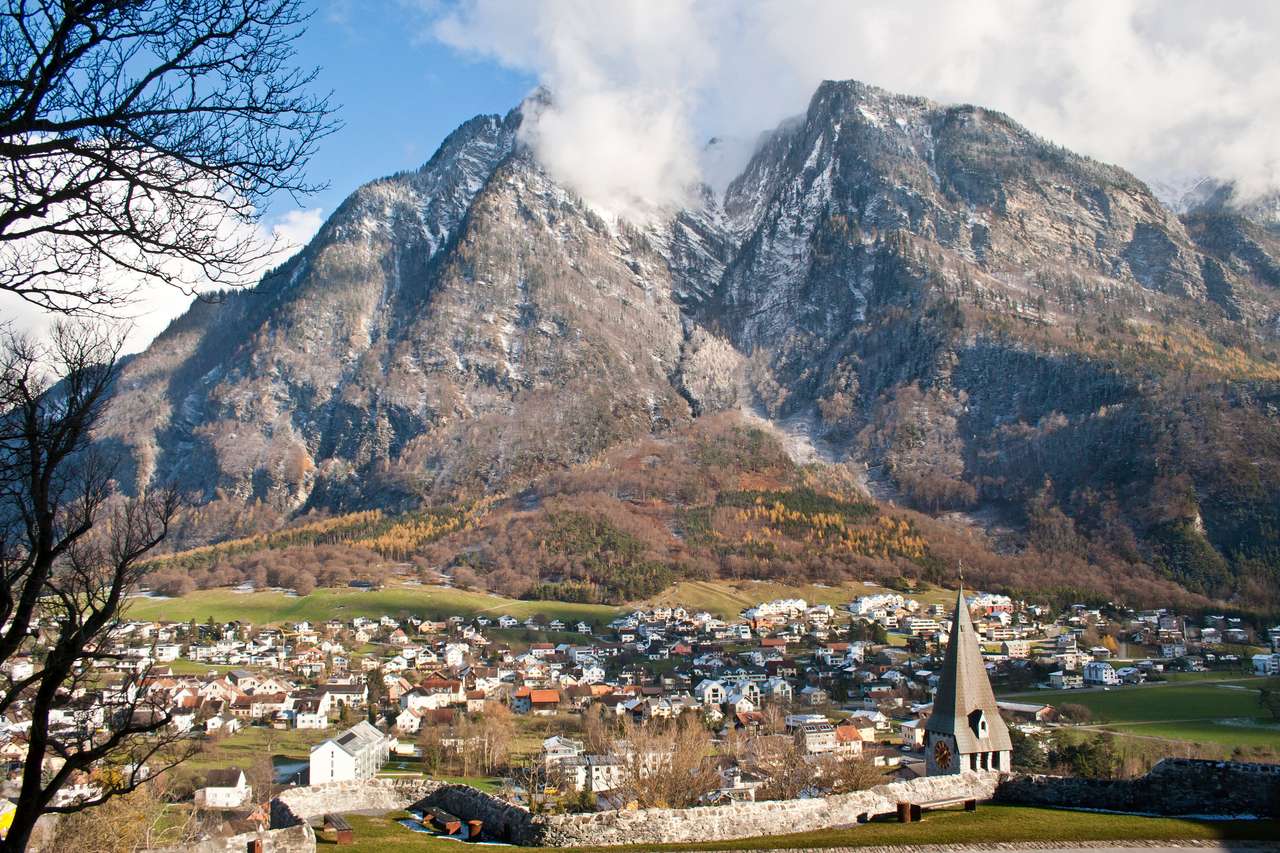 Долина в Лихтенштейне головоломка