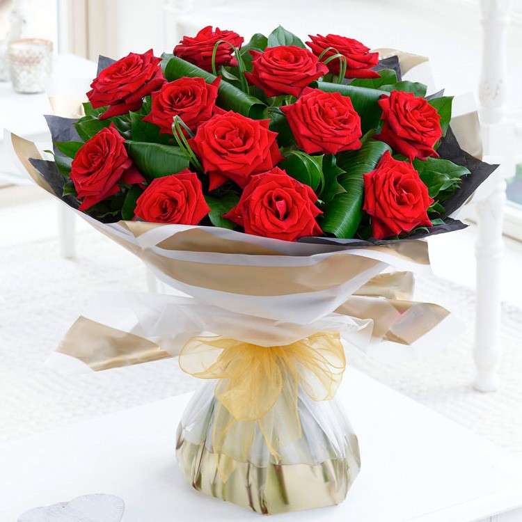 Bouquet de roses rouges puzzle en ligne