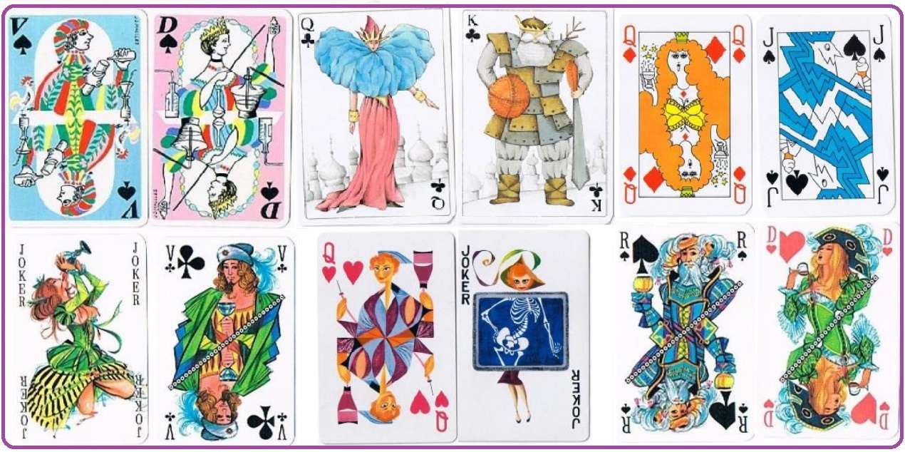 Playing cards jigsaw puzzle online