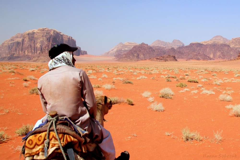 Марсиански пейзажи - пустиня Вади Рум -Йордания онлайн пъзел