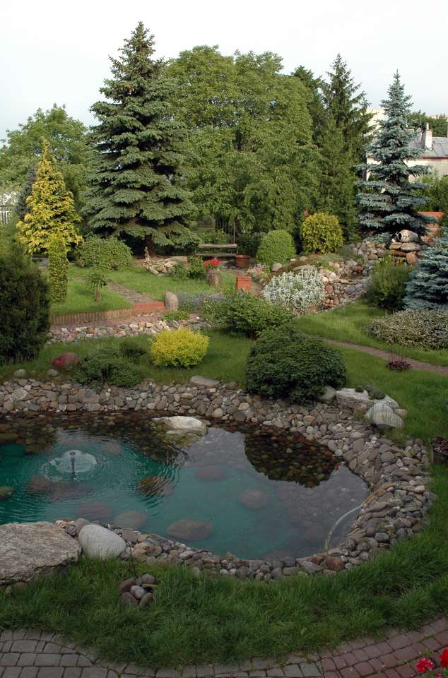 rybník na zahradě skládačky online