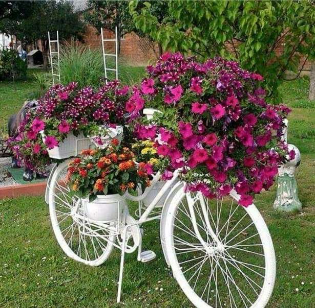 велосипед с цветя онлайн пъзел