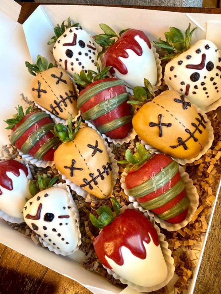 Skrämmande halloween chokladtäckta jordgubbar Pussel online