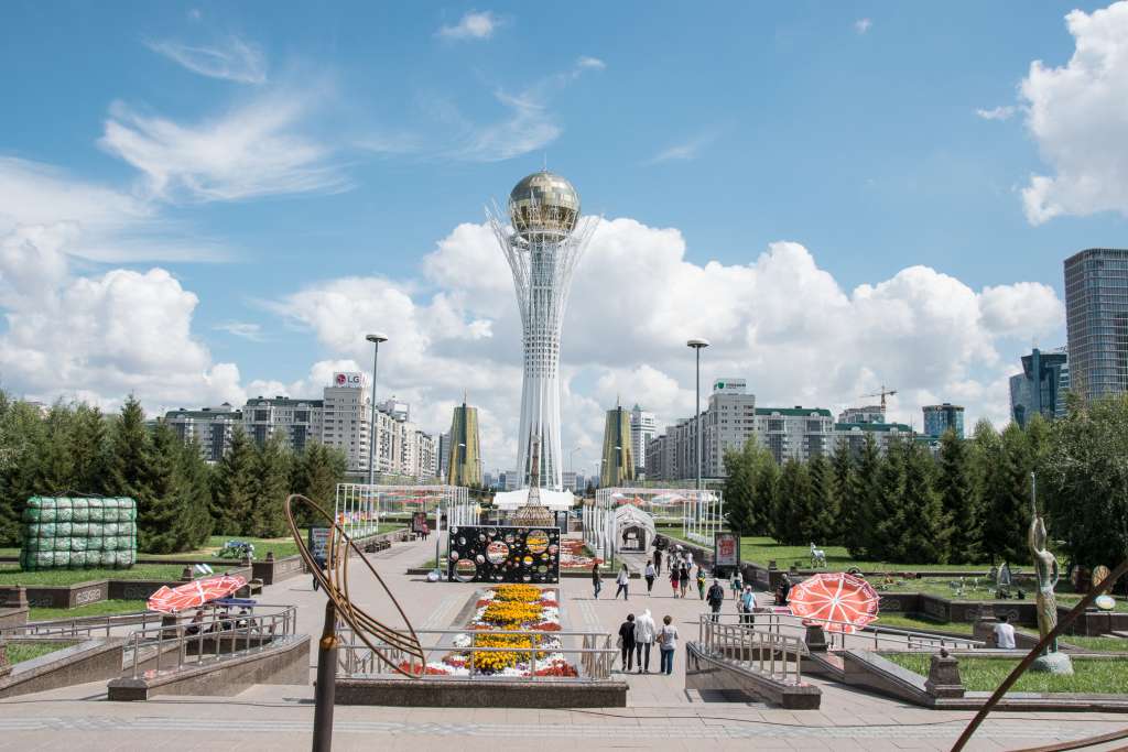 Астания- современная столица Казахстана онлайн-пазл
