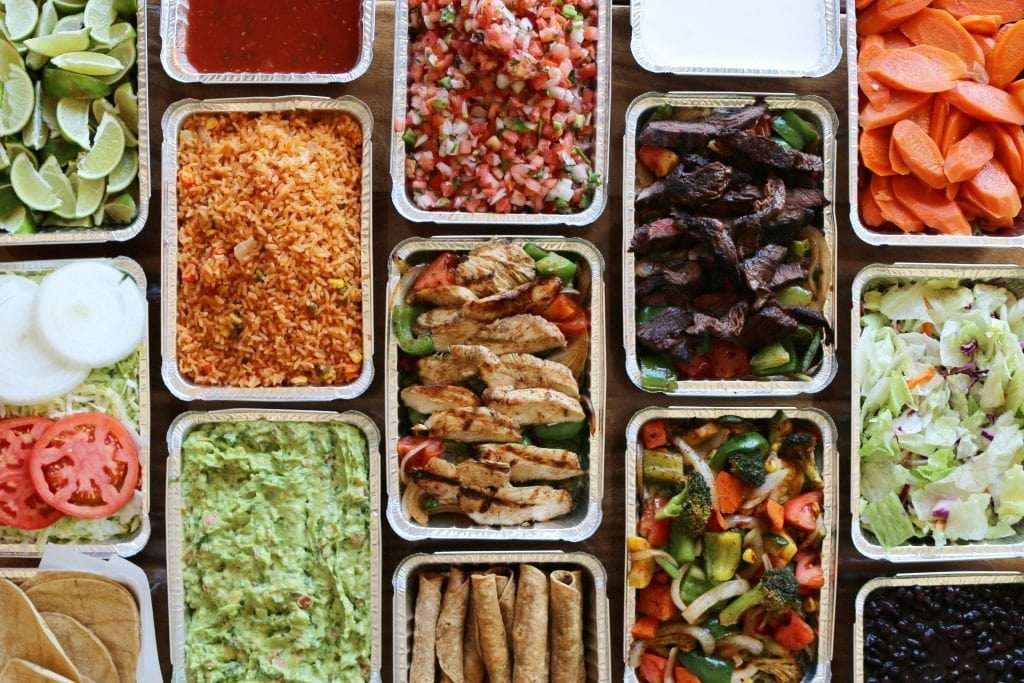 Mexikanisches Abendessen mit Catering Puzzlespiel online