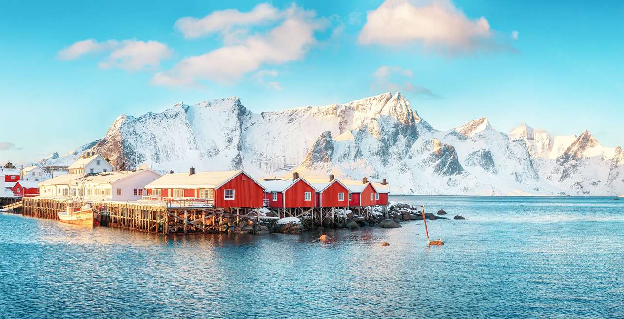 Traditionelle norwegische rote Holzhäuser Puzzlespiel online