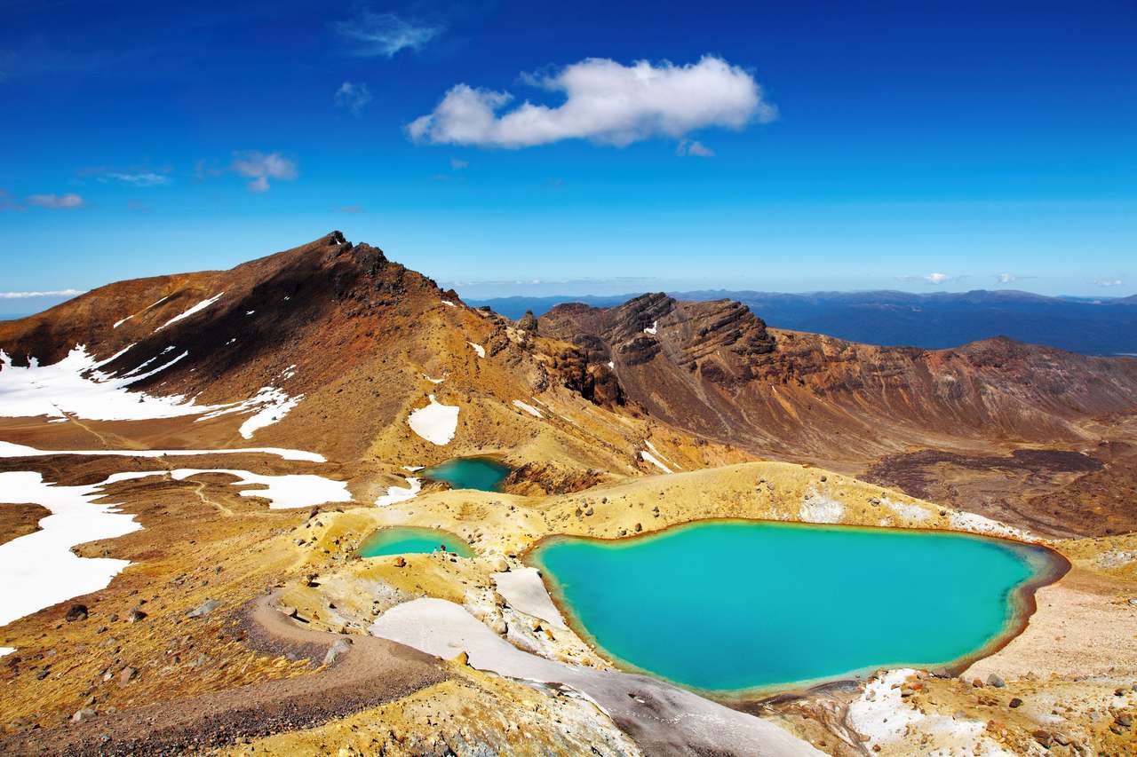 Изумрудени езера, Национален парк Тонгариро, Нова Зеландия онлайн пъзел