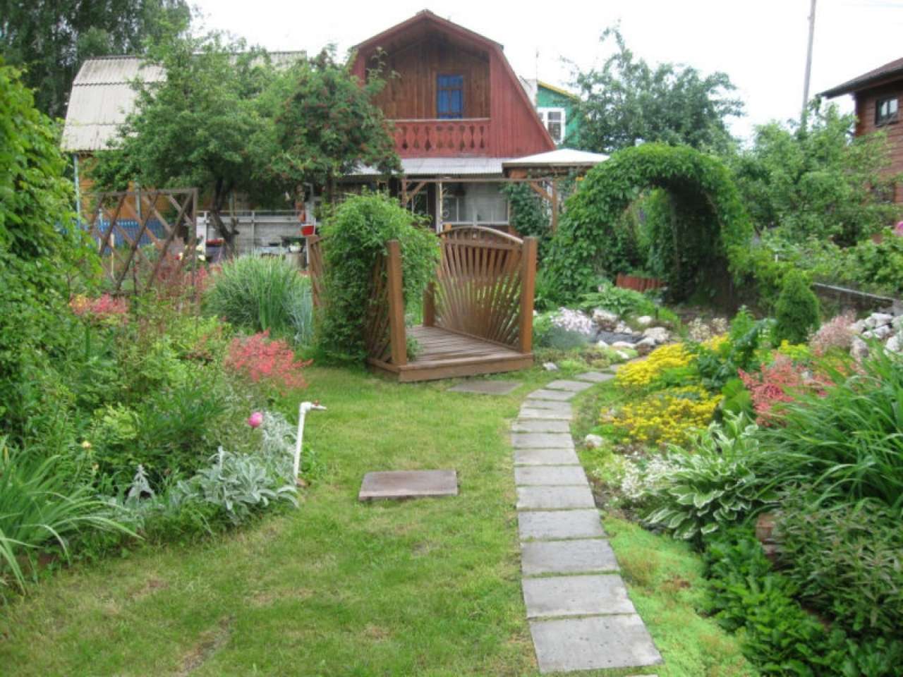 градината на къщата онлайн пъзел