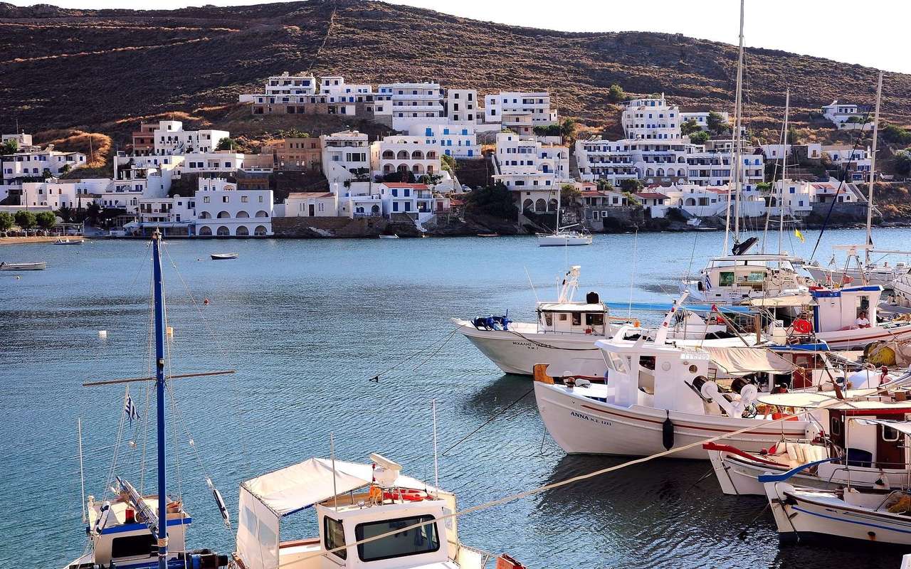 Ελληνικό νησί Κύθνος παζλ online