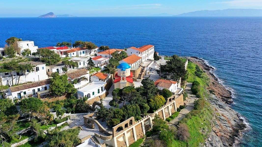 Insula grecească Kythnos puzzle online