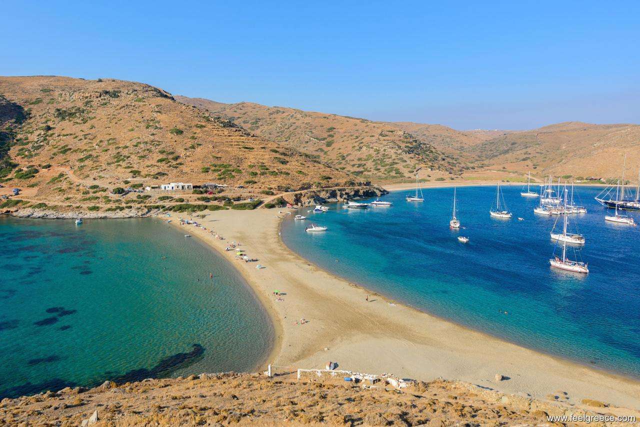 L'île grecque de Kythnos puzzle en ligne
