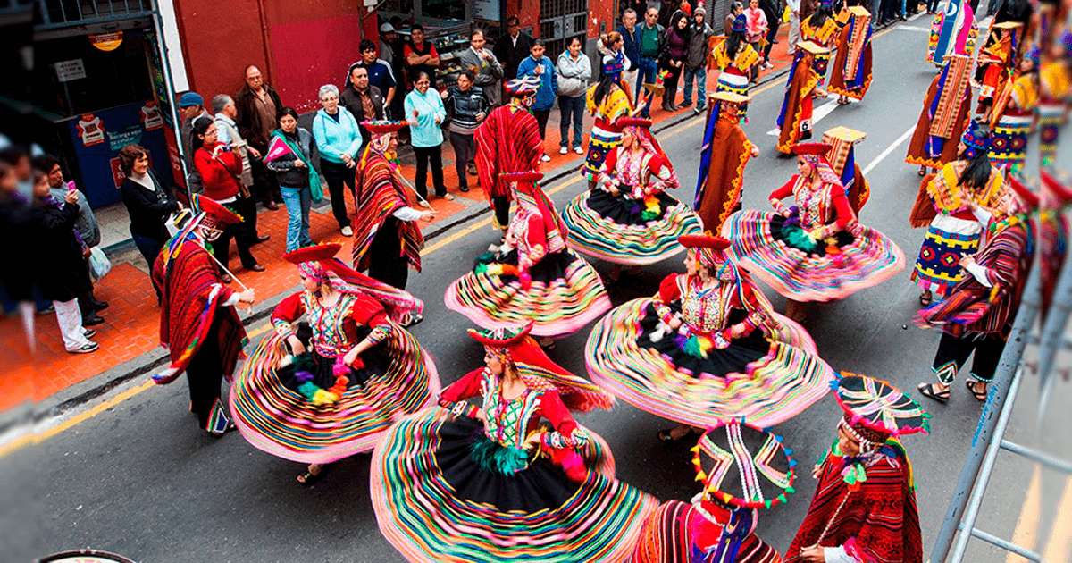Tánc Peru hagyományos tánca online puzzle
