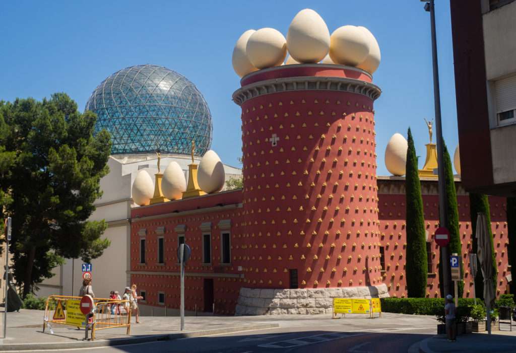 Španělsko- Figueres - Muzeum Salvadora Dalího skládačky online