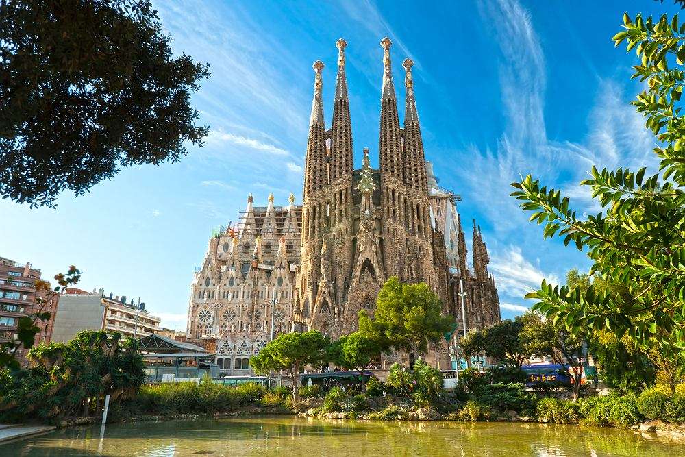 Den heliga familjens kyrka- Sagrada Familia pussel på nätet