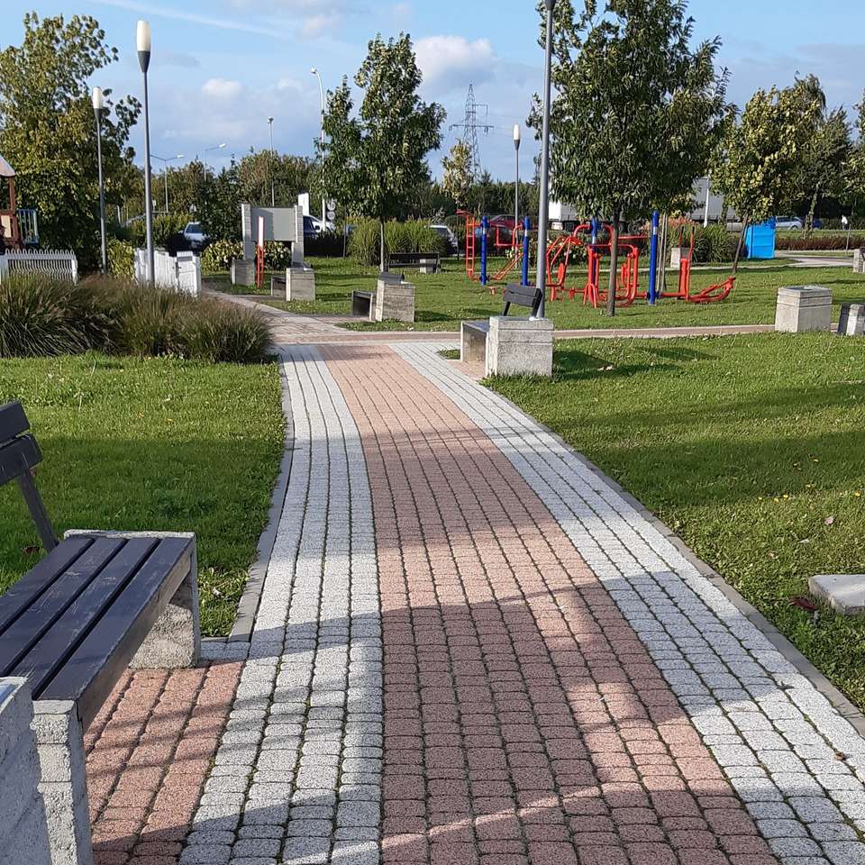 паркова алея в Жешов онлайн пъзел
