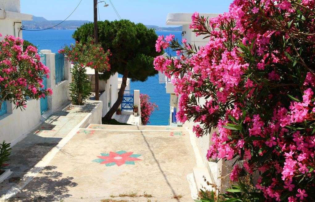 Stadt Adamas Insel Milos Griechenland Puzzlespiel online