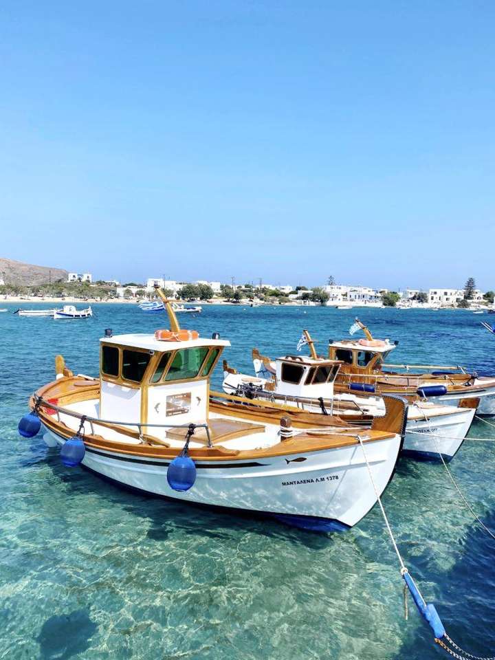 Ciudad de Adamas Isla de Milos Grecia rompecabezas en línea