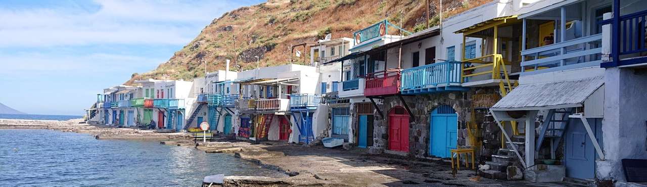 Клима за лодки на остров Милос, Гърция онлайн пъзел
