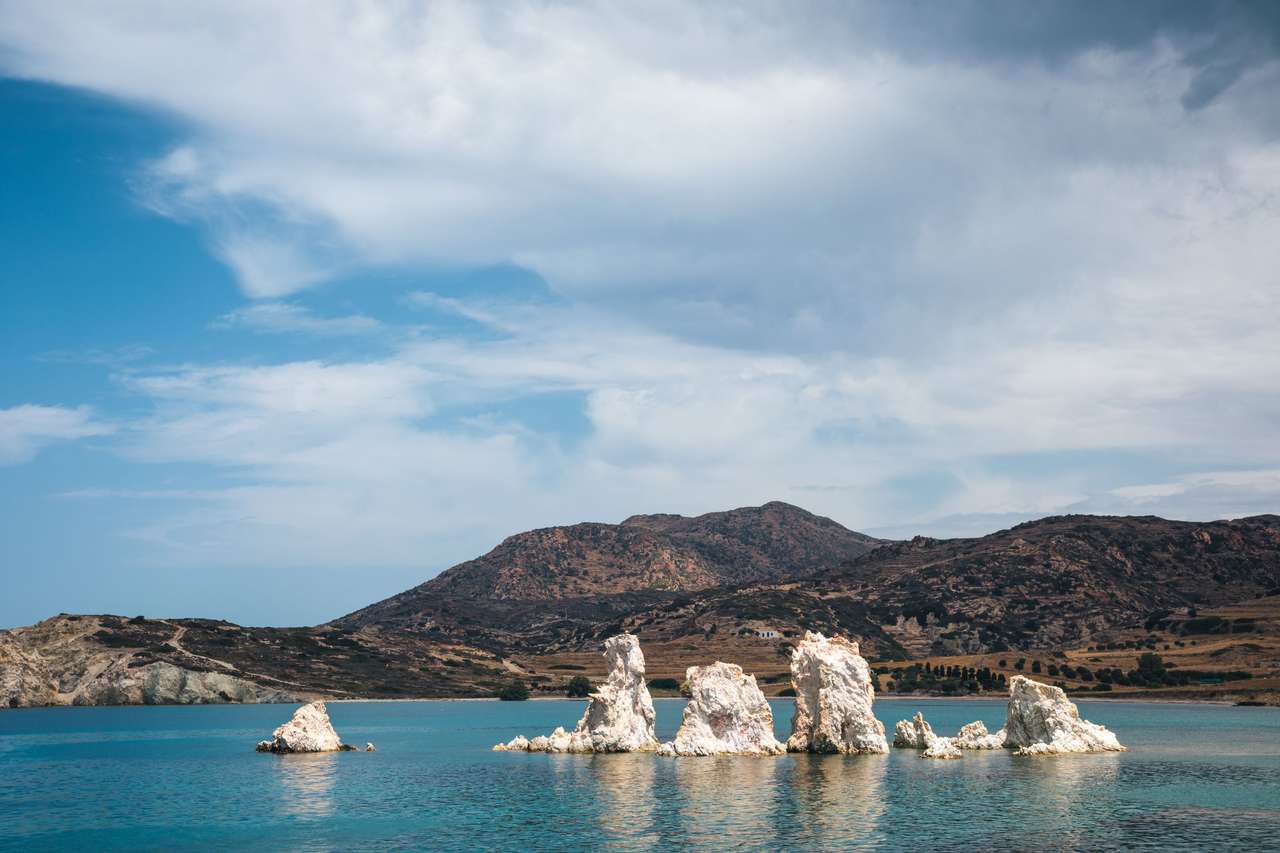 Ilha grega de Kimolos puzzle online