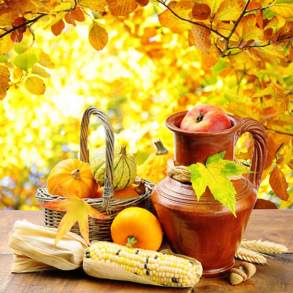 Decoração de outono na mesa de jardim puzzle online