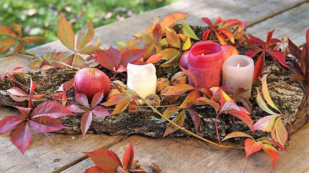 Podzimní dekorace na stůl online puzzle