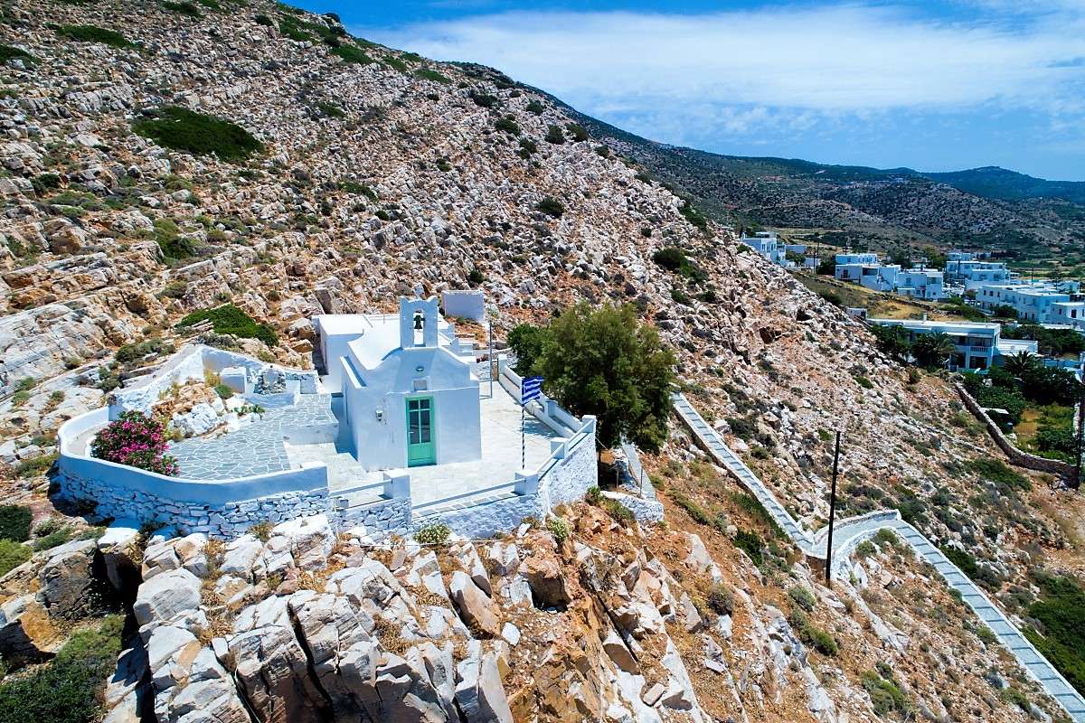 Řecký ostrov klášter Sifnos skládačky online