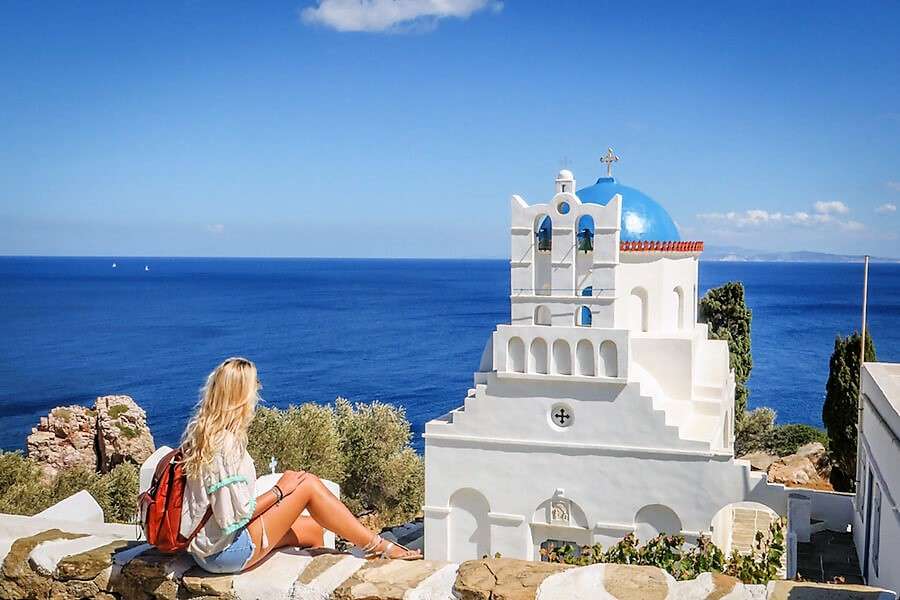 Монастир Сіфнос на грецькому острові пазл онлайн