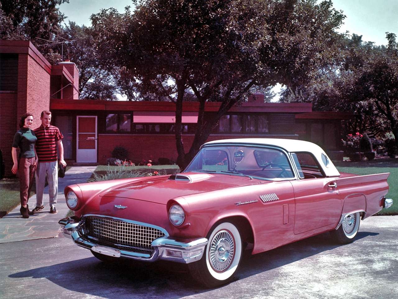 Ford Thunderbird z roku 1957 skládačky online