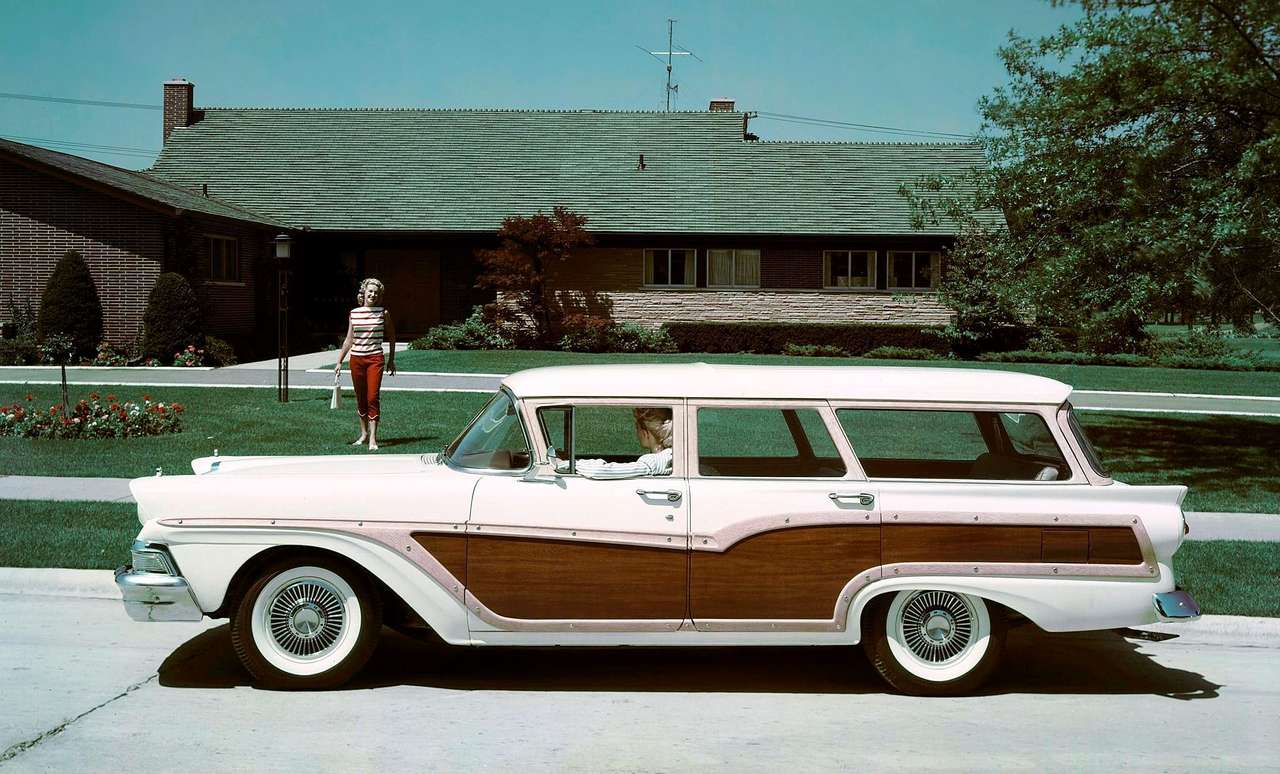 Vagón Ford Country Squire de 1958 rompecabezas en línea