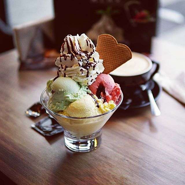 Сладолед десерт онлайн пъзел